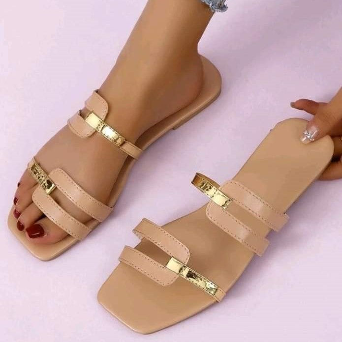 Gloria Slide Slippers